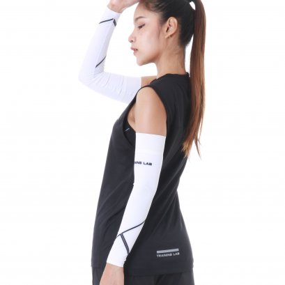 TL ARMSLEEVE ปลอกแขนกระชับกล้ามเนื้อ (ขาว)